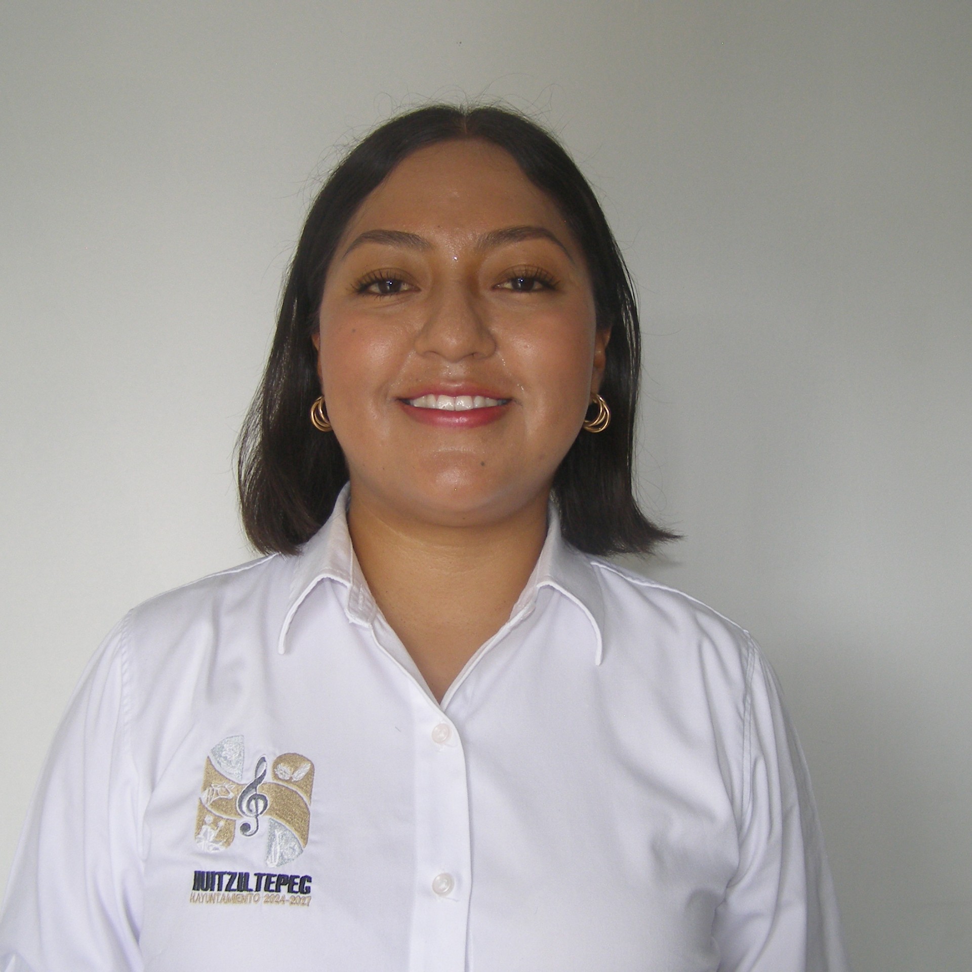 C.MONSERRAT LARIOS MARTINEZ