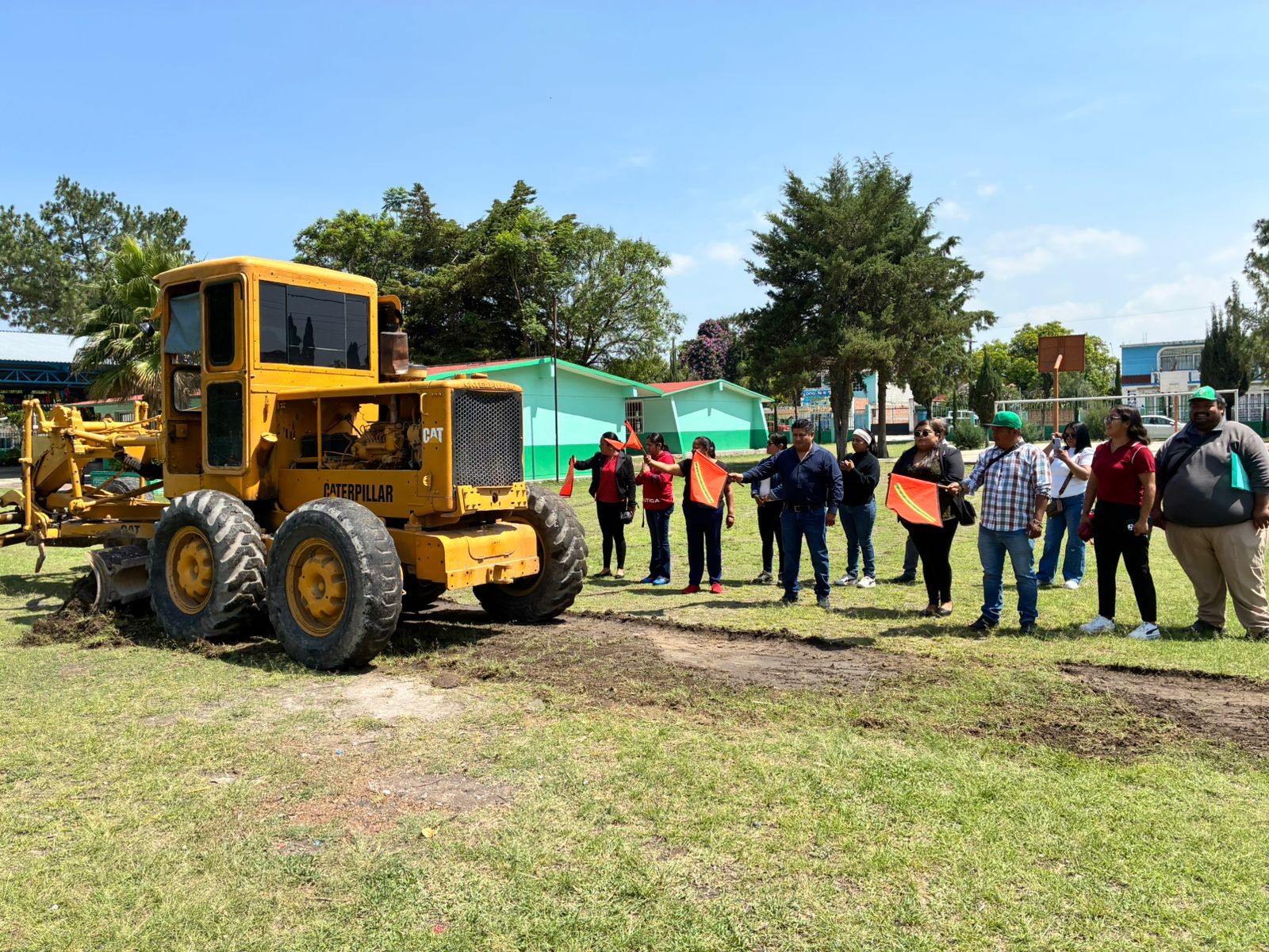 Obra Comunitaria y el H. Ayuntamiento Huitziltepec